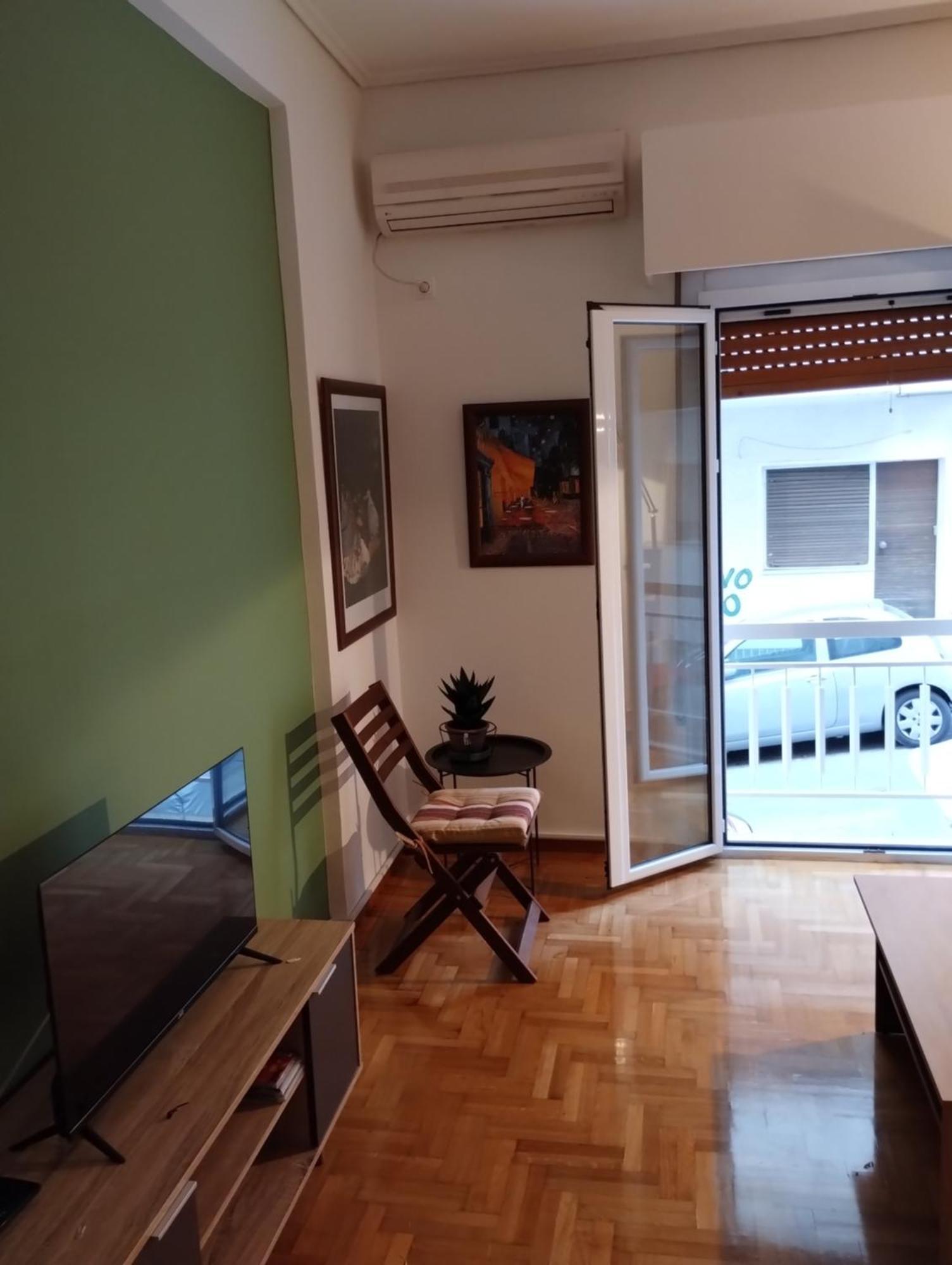 Vasia'S Cosy Apartment In Athens, "Pedion Tou Areos", Close To Center Exterior photo