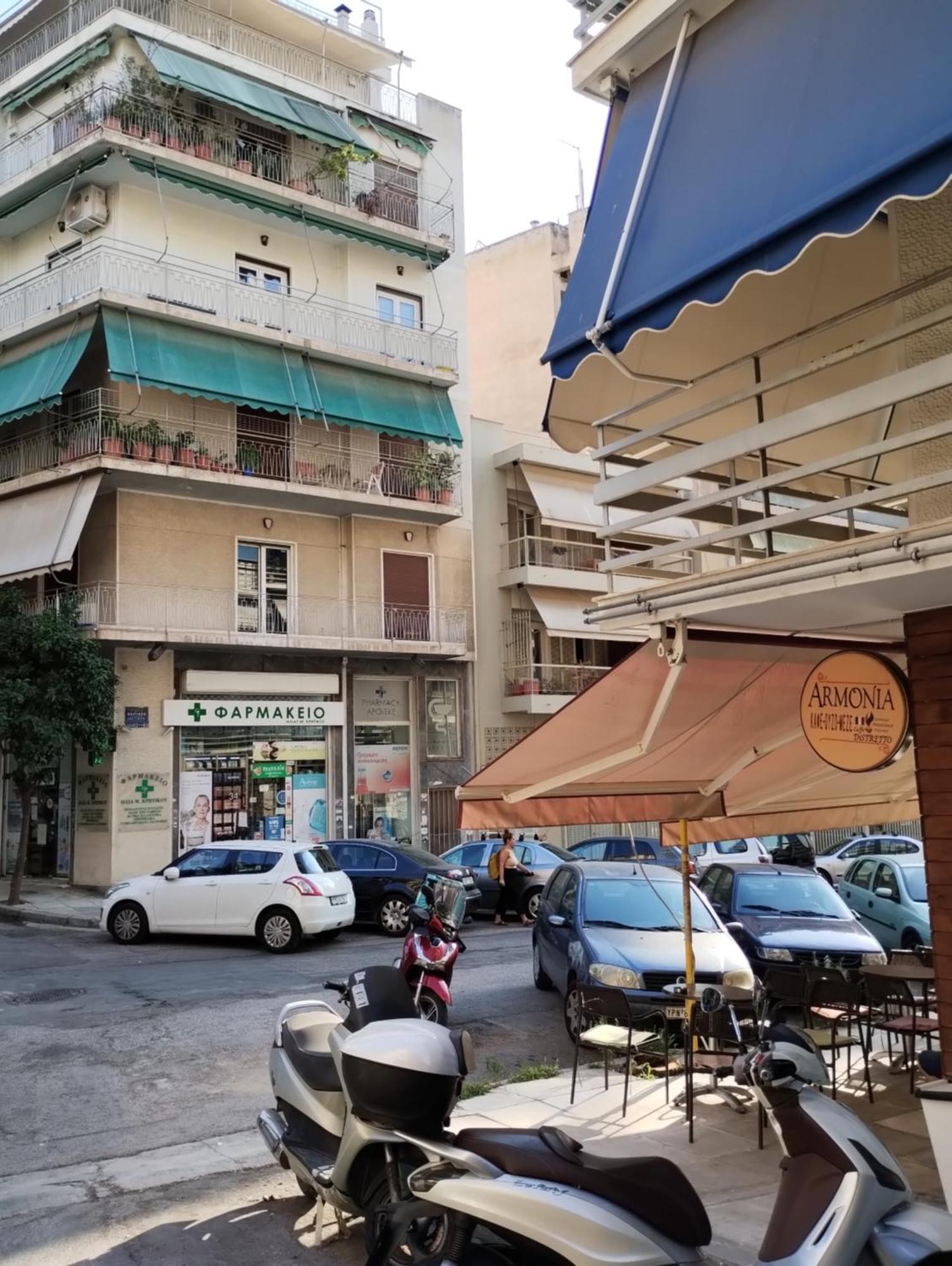Vasia'S Cosy Apartment In Athens, "Pedion Tou Areos", Close To Center Exterior photo
